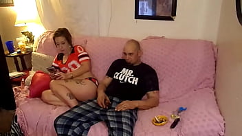 Amateur Porn watching couple can out fuck the porn pros