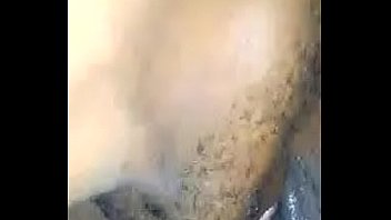 Nigeria Femme Au Foyer Chatte En Train De Manger