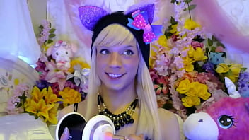 Xxhayleemariexx- Asmr! Il Est Temps De Se Détendre! Lèche Binaurale, Bisous, Pinceaux, Sons De Bouche Et Plus Encore! : 3