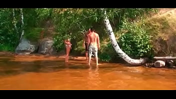 Cute babe gets cunt hammered by black