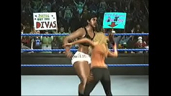 Michelle Mccool Vs Sarita...