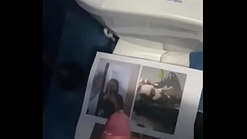 CUM TRIBUTE corriendose en la linda anahis