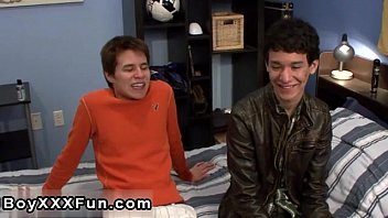 Gay sex Leon Cums while getting his donk pummeled hard! He later gets