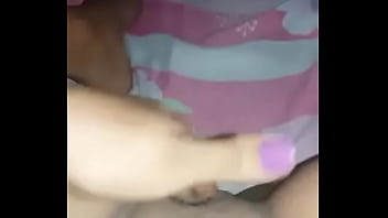 Gostosa se masturbando