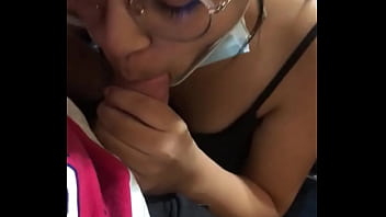 Me lo chupa antes de tatuarla