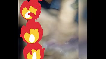 Meine reiche Ehefrau spritzt ab während ich ihren Arsch versohle