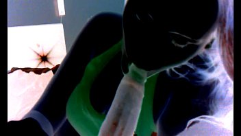 White girl sucking black dick