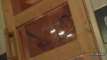 Cute teen amateur gives an amazing suck & fuck