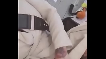 Un moment coquin dans la salle d attente du m&eacute_decin...Oublie pas de devenir...