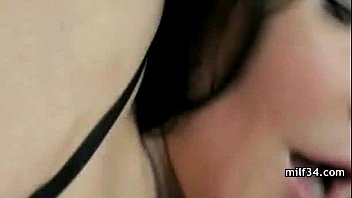 Juicy Pussy On Horny MILF