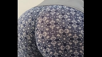 Mira como rebotan estas nalgotas (Slow mo)...