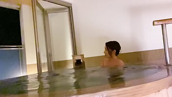 日本温泉女子 湯女ゆな 2024