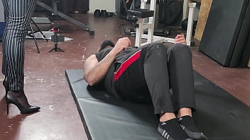 Gangster-Göttin Episode 1 - Der Verpfuschte Inkasso-Auftrag