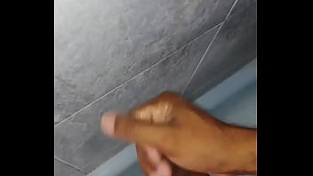 Siempre que me voy a bañar me dan ganas de pagiarme