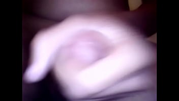 gozei batendo punheta com saliva