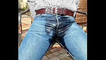 Pipí en Jeans 21