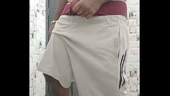 Bengels Knappe Knochenarbeit im Bad