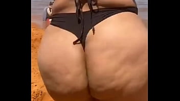 Tia Bailando En Tanga Tiene Un Culote Dancing On Thong...