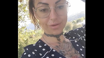 Ce soir en live uniquement pour mes fans alors si tu veux t amusez rejoins moi ...