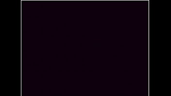 BBW Kitty plays with herself (webcam)