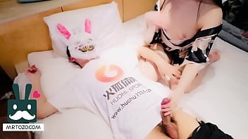 乱仑 单亲妈妈和自己三岁的儿子 舔 2024