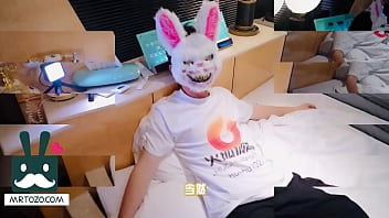 乱仑 单亲妈妈和自己三岁的儿子 舔 2024