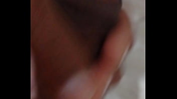 Novinho Mostrando Seu Pau...