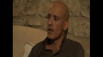 Babe masturbating herself