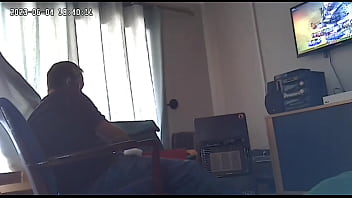 Spycam Caught my girlfriend sucking her stepbrothers cock 