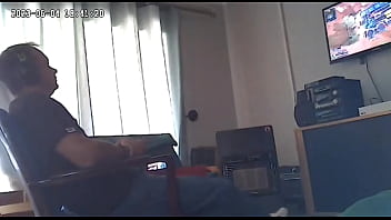 Spycam Caught my girlfriend sucking her stepbrothers cock 