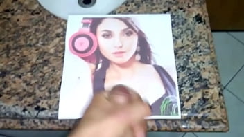 Cum Tribute Nyvi Estephan