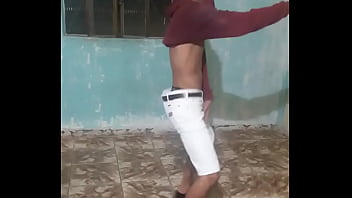 Novinho Dan&ccedil_ando Instagram (@ rickroz)