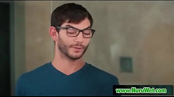 LoganLong &amp_ SummerDay - Nuru massage