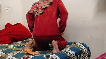 House wife playing with dildo