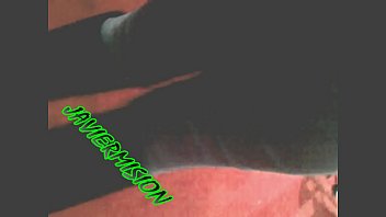 Culazo en jean apretado...