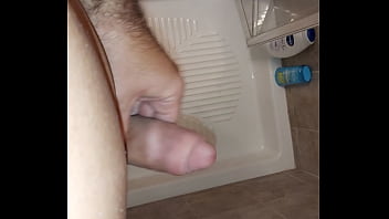 Mirko White   Une scie &agrave_ m&eacute_taux pour vider les testicules