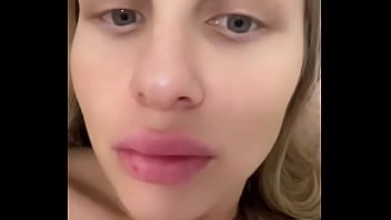 J&rsquo_ai envie sucer une bite juteuse