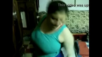 Chubby Arab Wife