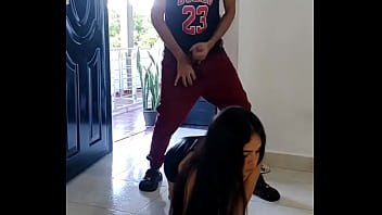 La Belle Latina Colombienne Convaincre Son Demi-Frère D'avoir Des Sexes Quand Personne N'est À La Maison, D'avoir Autant De Sexes Qu'ils Le Voulent - Porno En Espagnol