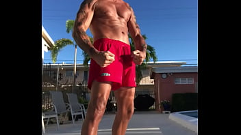 MAXXX LOADZ THE MARTIAL ARTIST PORNSTAR SHADOW BOXING BY THE POOL