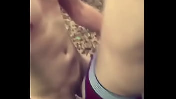 Xl Est Baisé Plus Passivement