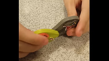 Joven Dinosaurio Decide Tener En Mesa Del Burger King...