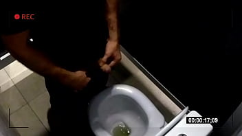 Spy Public Toilet Gay 2025