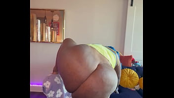 misspatravon shows off her bbc and big jumbo booty