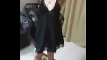 Egyptian Milf Dancing Naked .TS