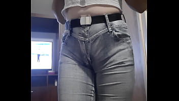 Quand Ma Femme Jette Des Vêtements À La Poubelle, Je Les Sauve Comme Ces Jeans