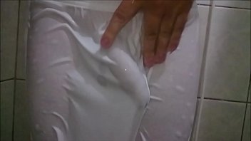 Grande Dick freeballing