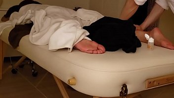 Julia And Lilu Sexy Oil Massage 2024