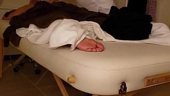 Julia And Lilu Sexy Oil Massage 2024