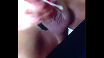 Filmei o gozo saindo grosso tgata